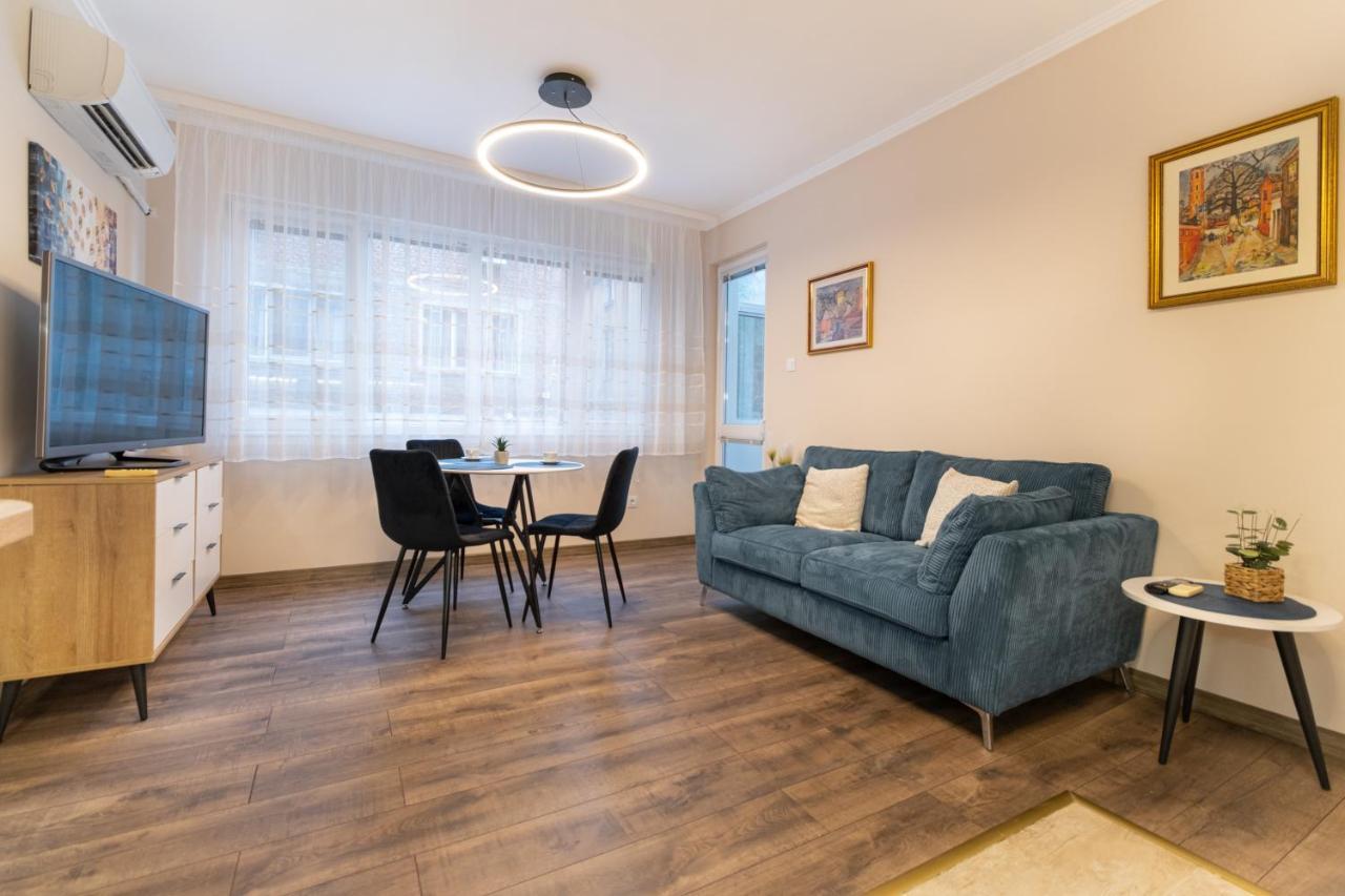Heart Of The City 2-Bedroom Apartment Plovdiv Ngoại thất bức ảnh