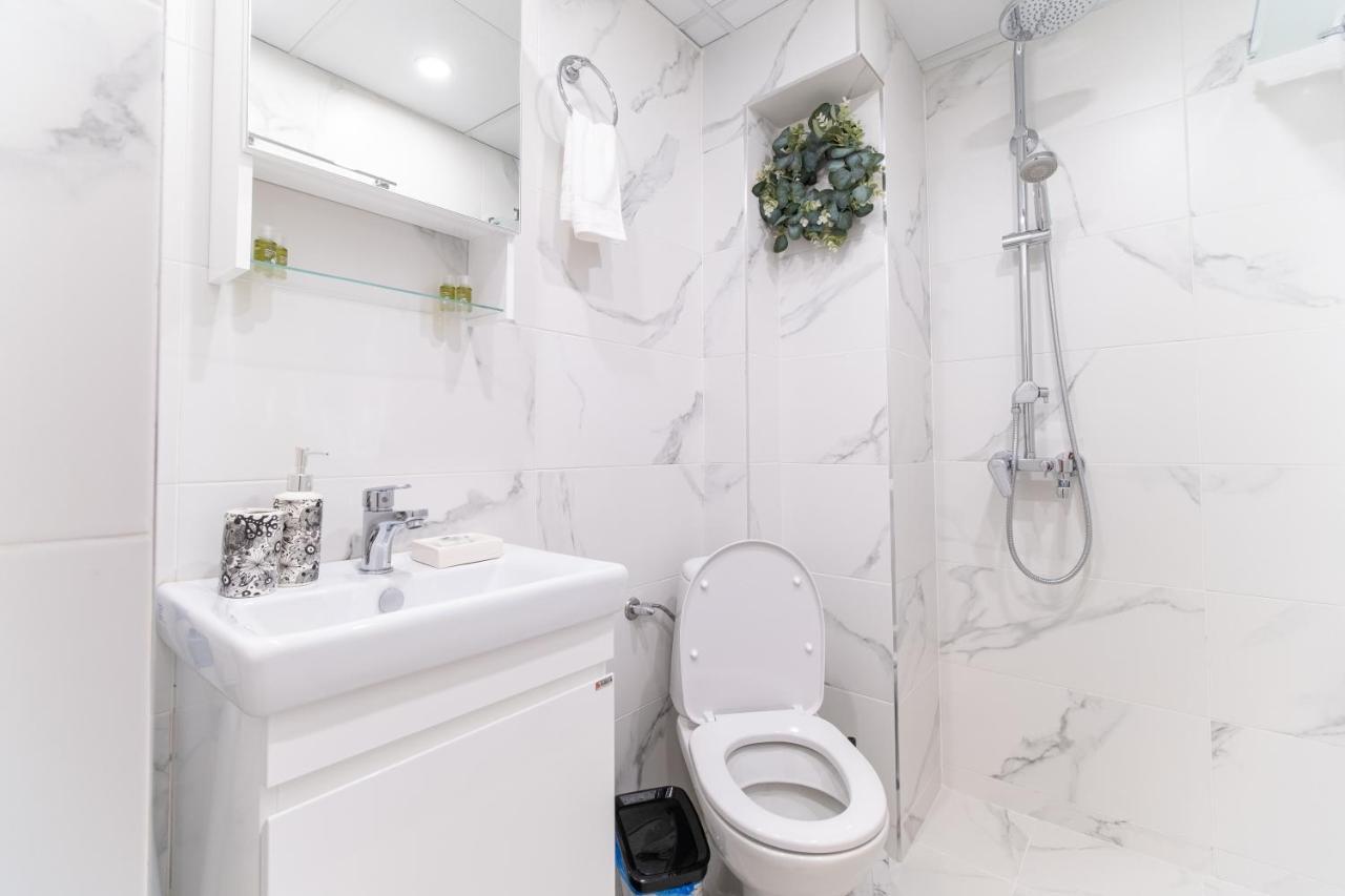 Heart Of The City 2-Bedroom Apartment Plovdiv Ngoại thất bức ảnh