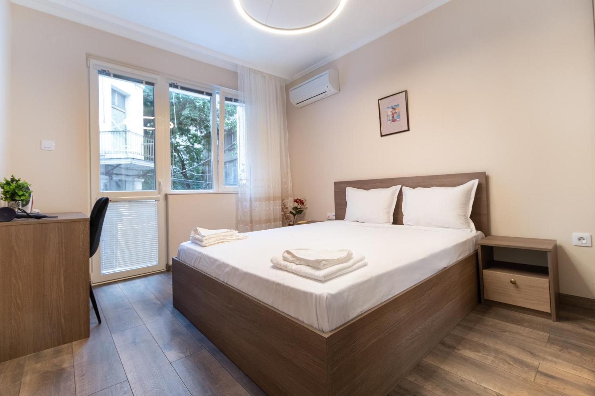 Heart Of The City 2-Bedroom Apartment Plovdiv Ngoại thất bức ảnh